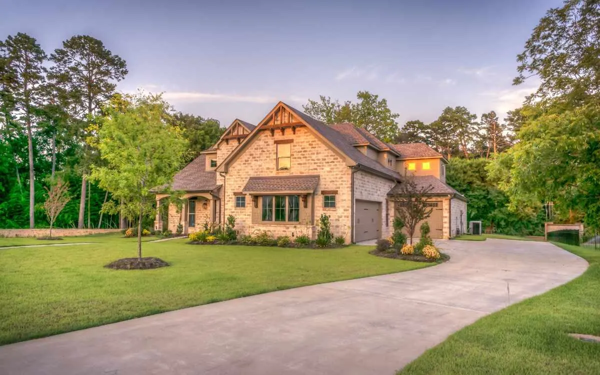 Water Damage Restoration services in Hawaii by Mystic Relief & Construction